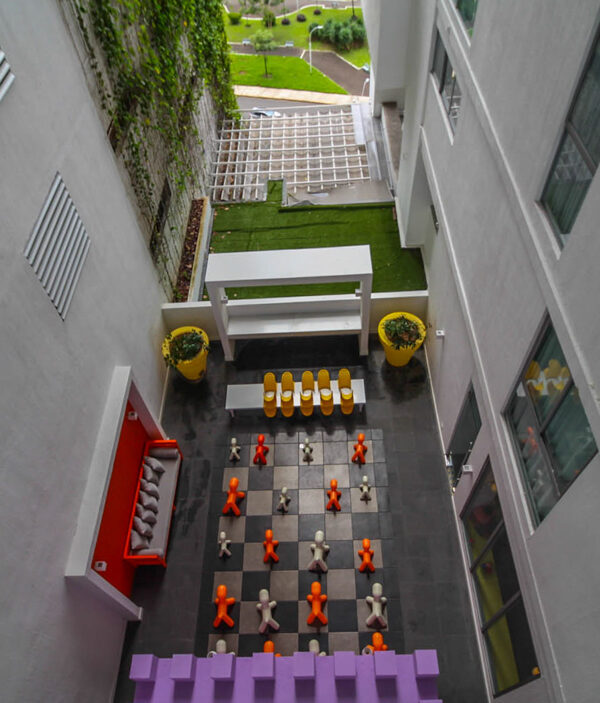 Image of the views of the social area in Yoo Tower