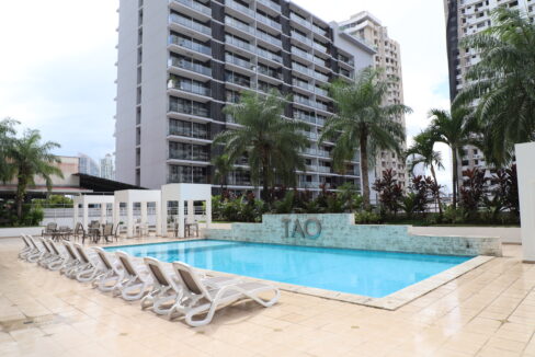 Image of swimming pool in this 3-Bedroom Residence for Sale Near Parque Omar