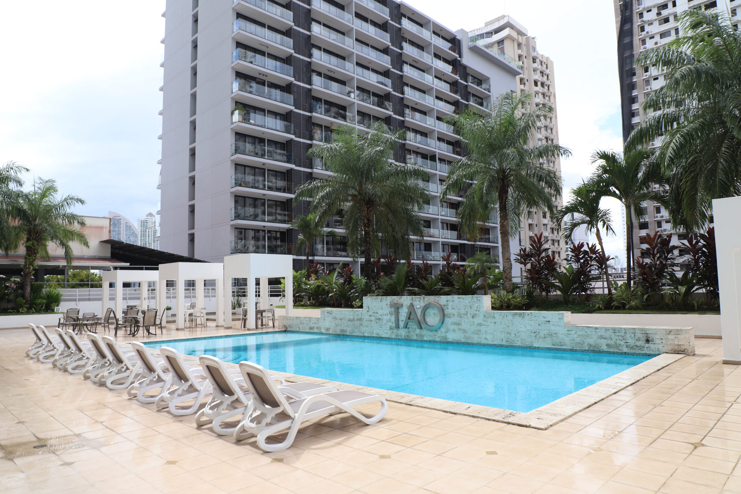 Image of swimming pool in this 3-Bedroom Residence for Sale Near Parque Omar