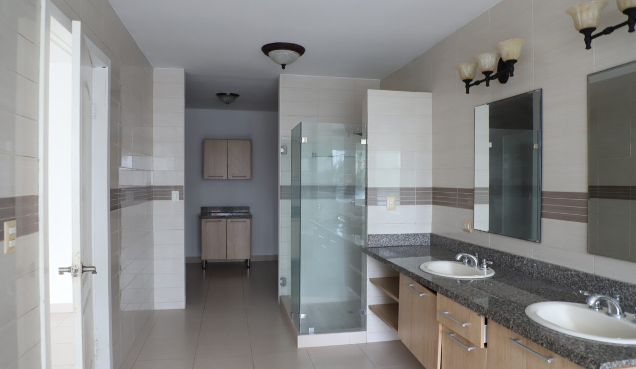 Tao Tower San Francisco Panama condo for sale (10)