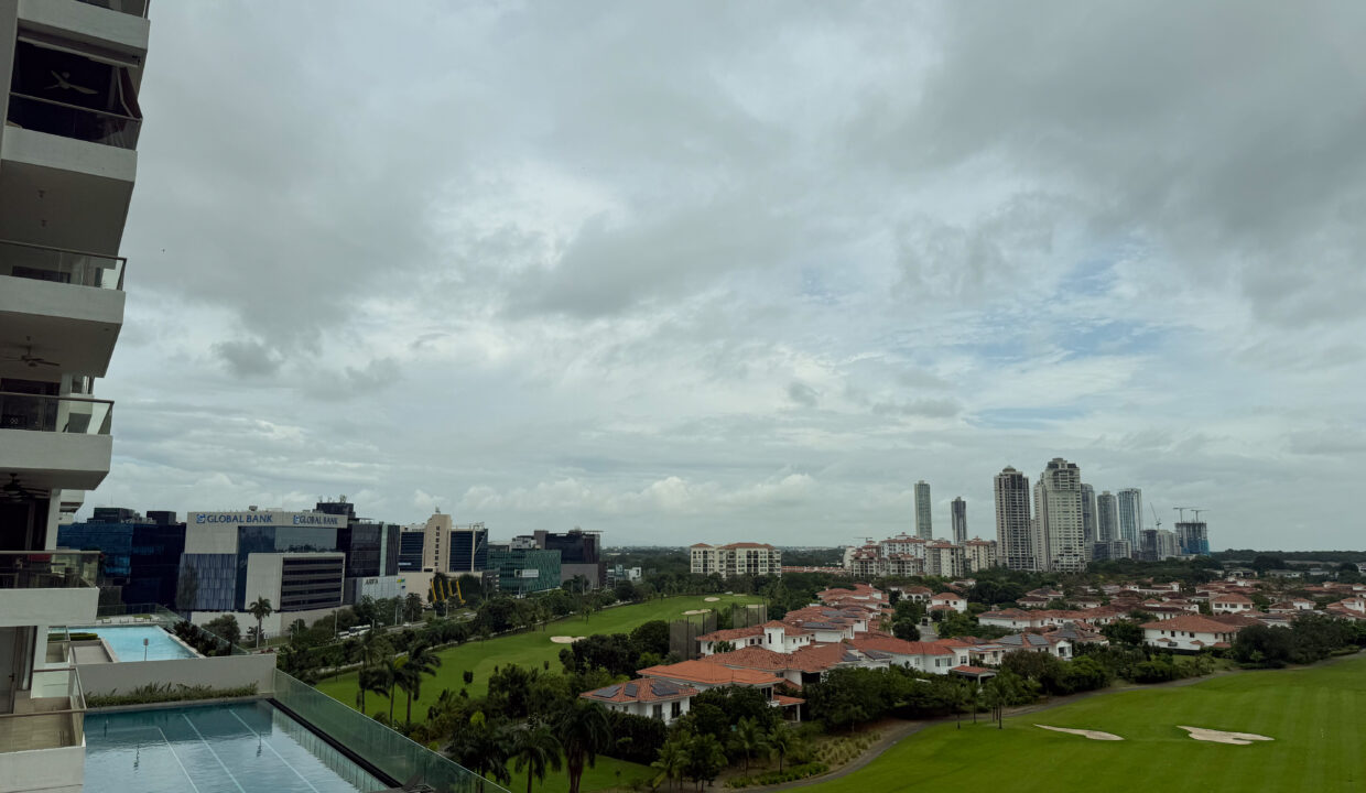 Celeste Santa Maria Panama condo for sale (32)