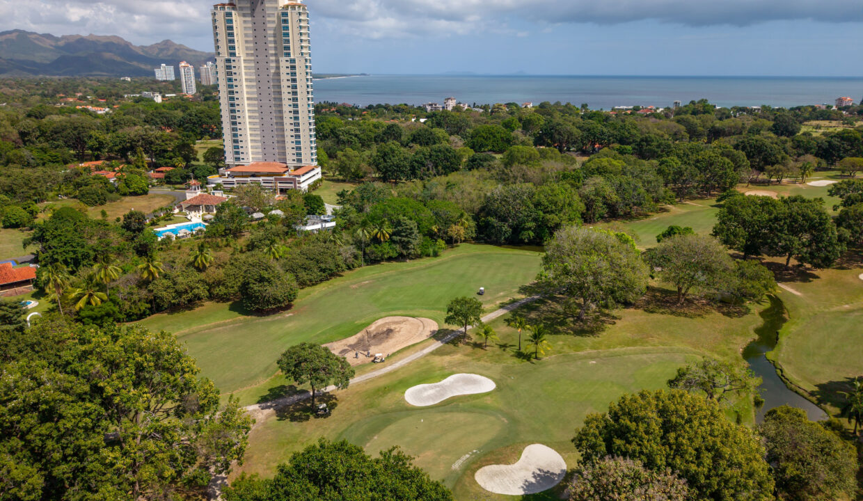 Coronado Coronado Golf Panama condo for sale