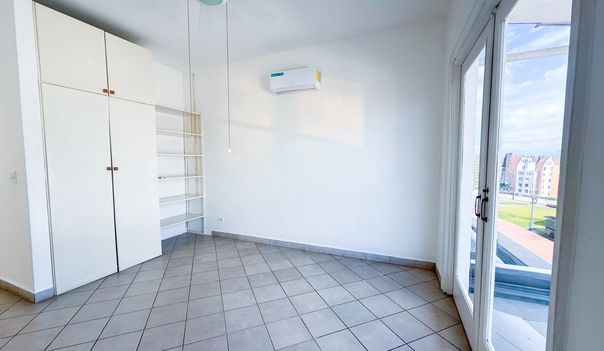 Plaza Central Casco Viejo Panama condo for sale.j(12)