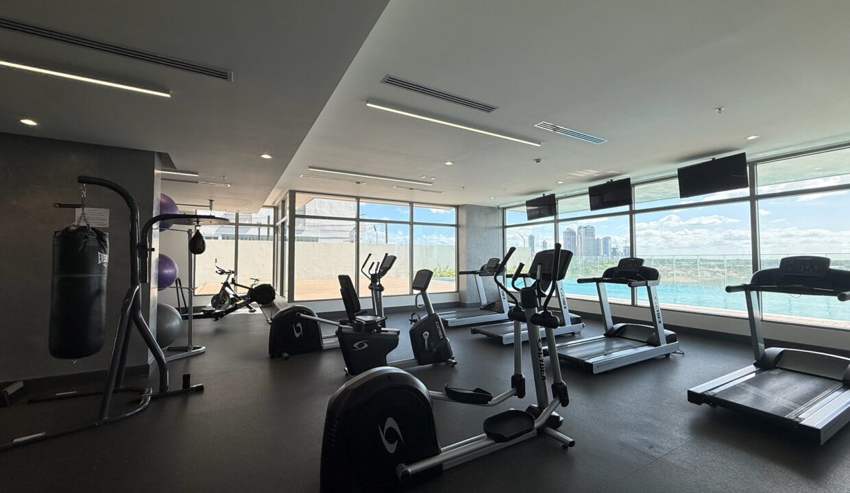 Green Garden Santa Maria Panama condo for rent (16A)