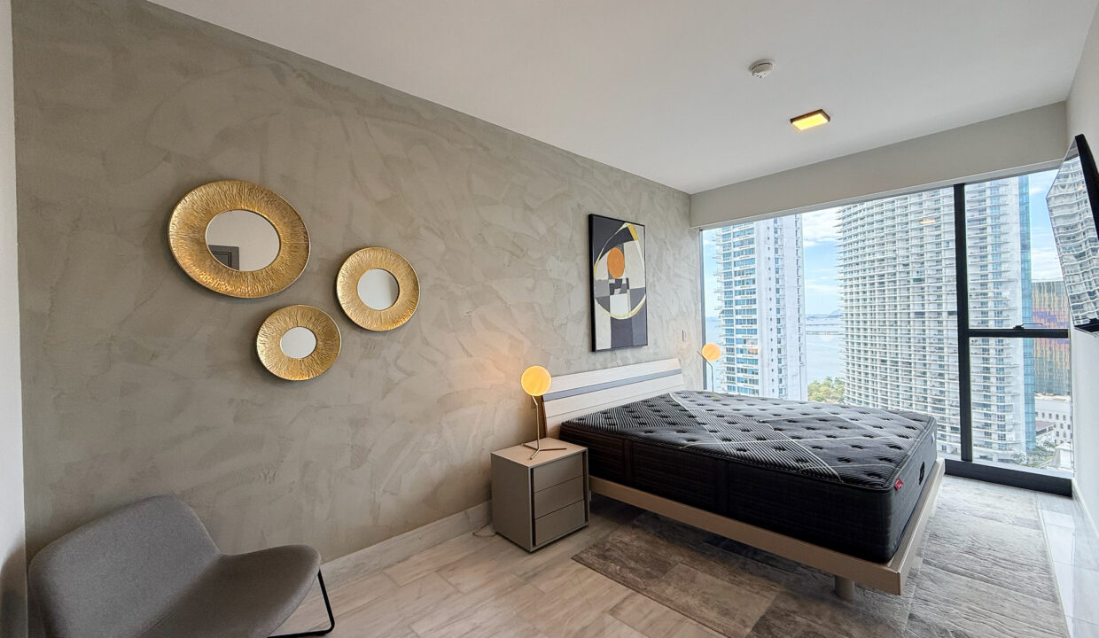 nuovo bella vista 2 bedroom furnished condo for sale(6)