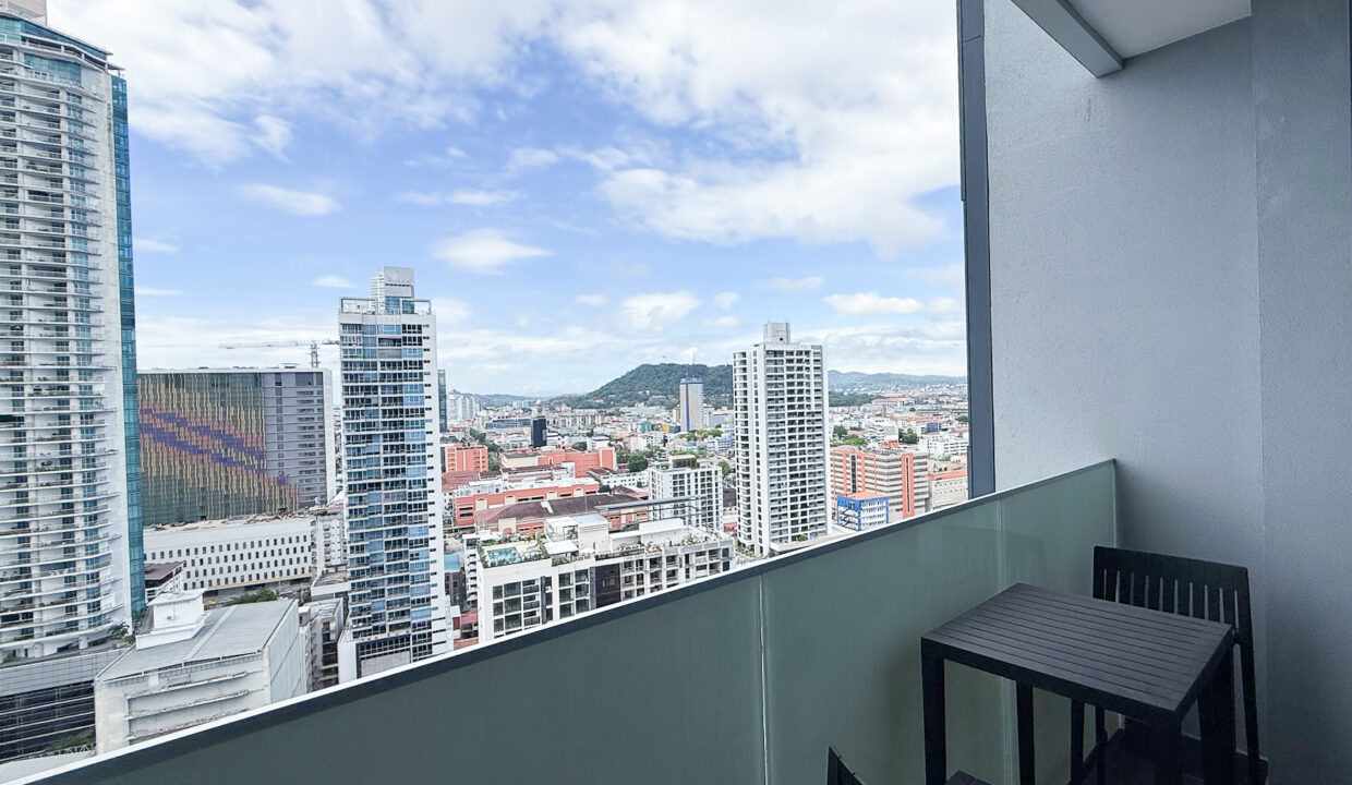 nuovo bella vista 2 bedroom furnished condo for sale(12)