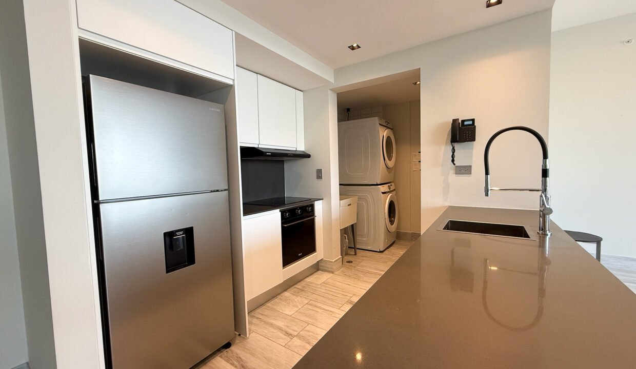 nuovo bella vista 2 bedroom furnished condo for sale(13)