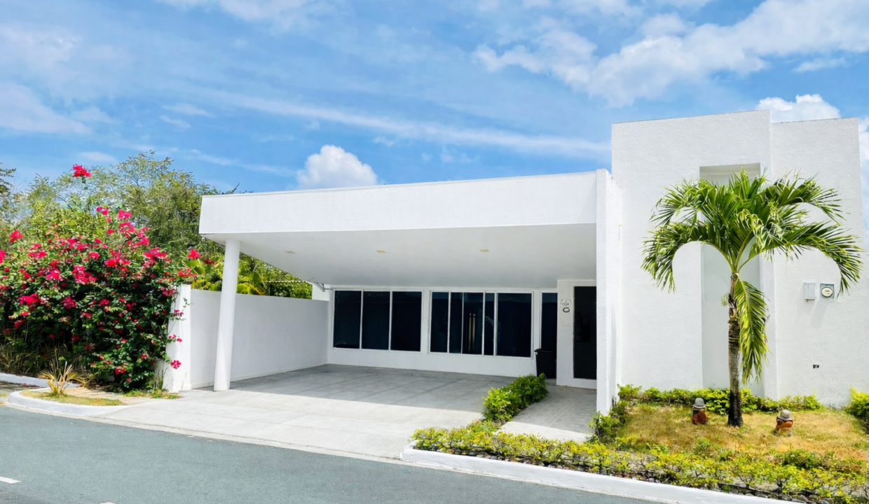 Paradise Point Coronado Panama home for sale