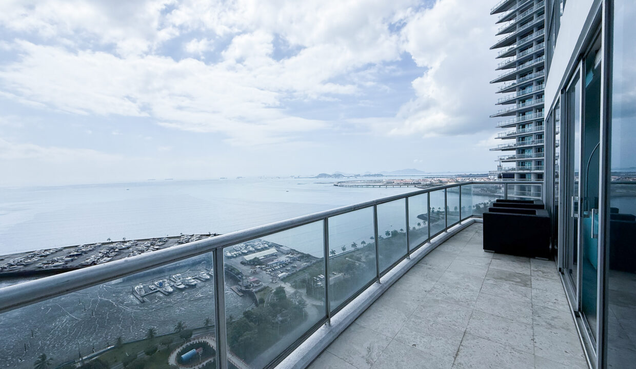 Sky Avenida Balboa Panama condo for sale(2)