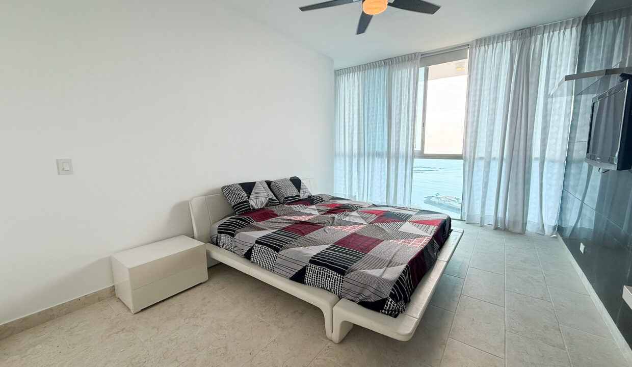 Sky Avenida Balboa Panama condo for sale(6)