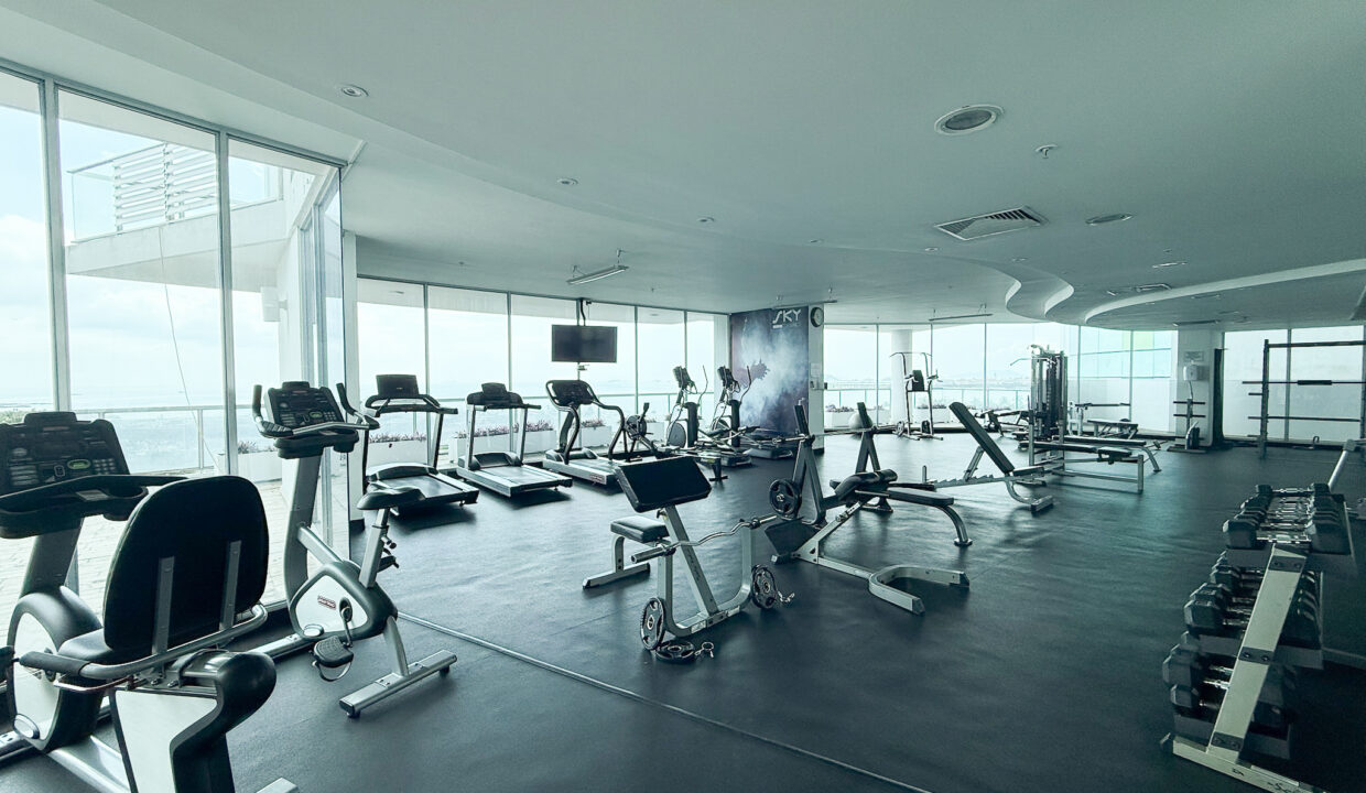 Sky Avenida Balboa Panama condo for sale (2)