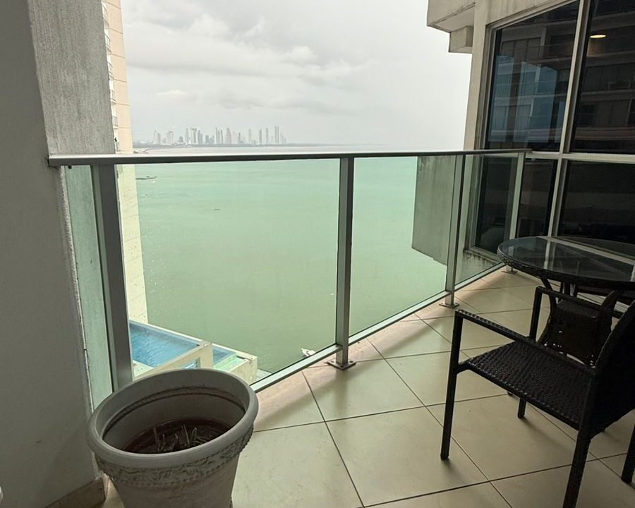 Oasis on the bay Punta Pacifica Panama Condo For Rent 4