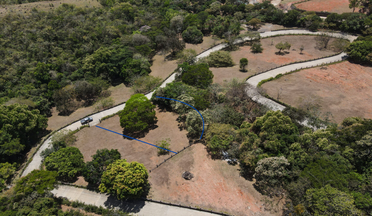 Lot for sale in a luxury mountain residential in Las Lajas