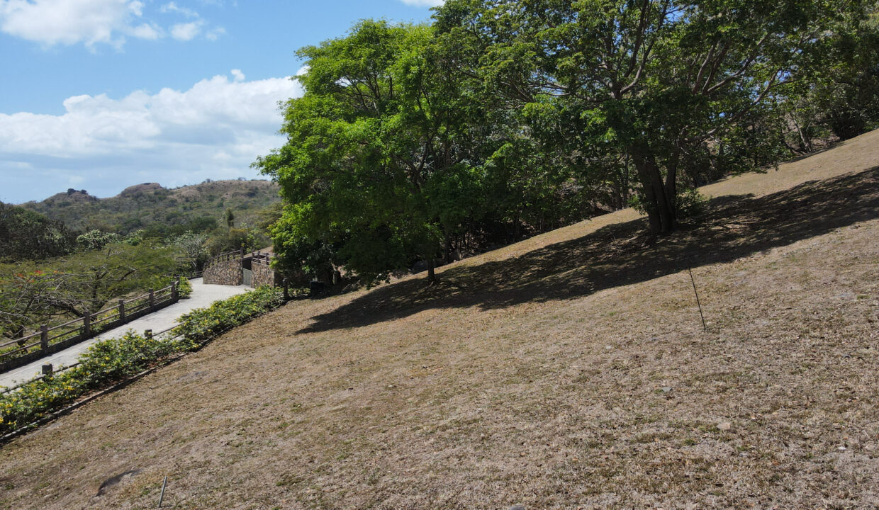Lot for sale in a luxury mountain residential in Las Lajas
