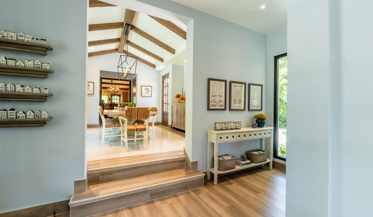 Luxury Hilltop Estate For Sale in El Valle De Anton(28)