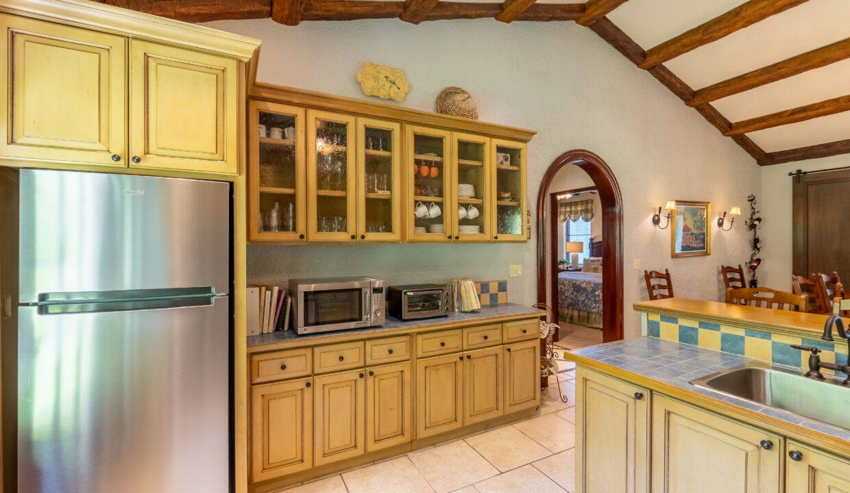 Luxury Hilltop Estate For Sale in El Valle De Anton(35)