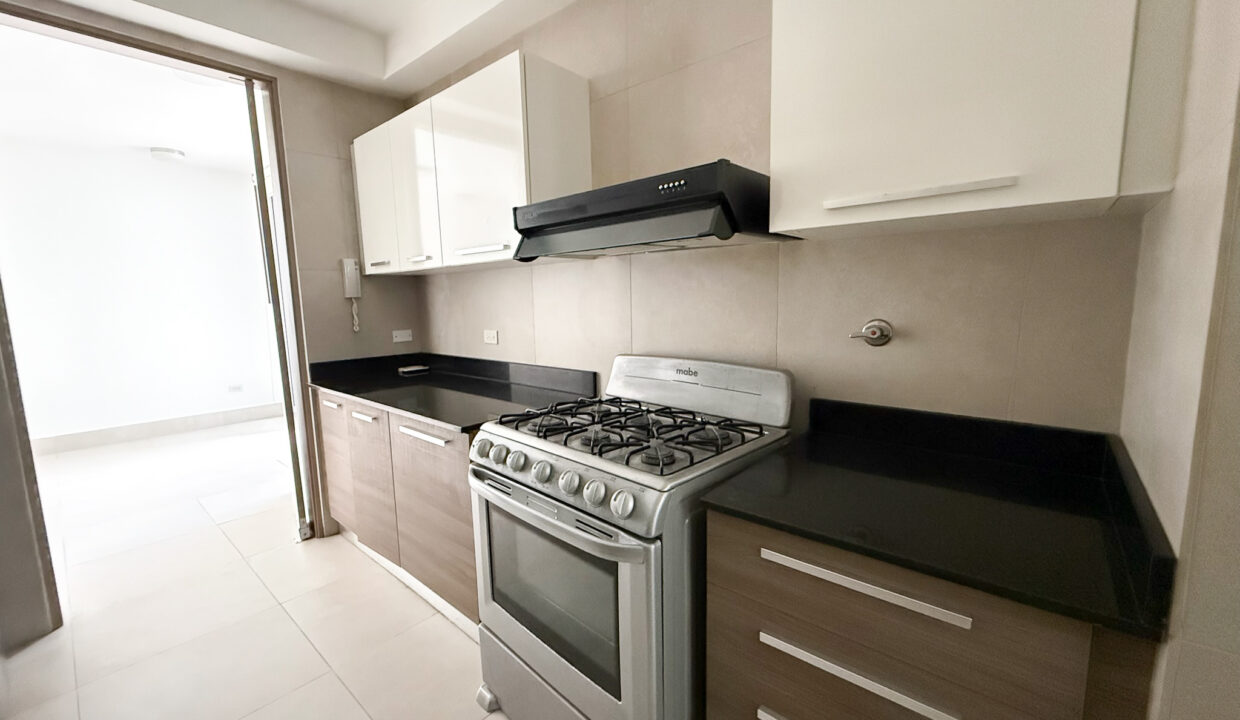 Luxor 300 El Cangrejo Panama condo for sale(1)