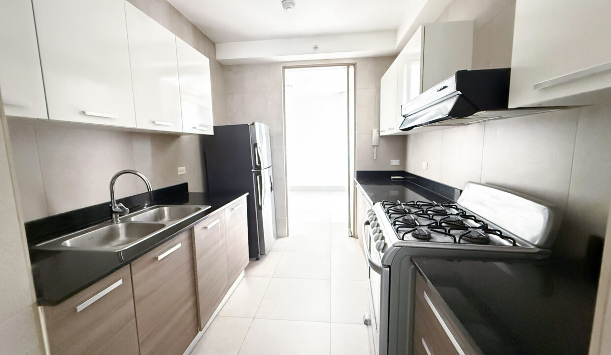 Luxor 300 El Cangrejo Panama condo for sale(2)