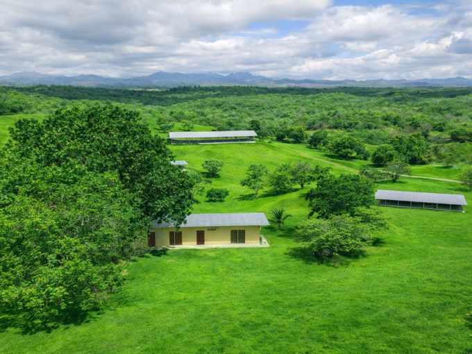 Image of the outisde of this San Carlos farm for sale