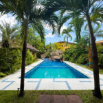 Image of swimming pool in this home for rent in Antigua, Costa del Este